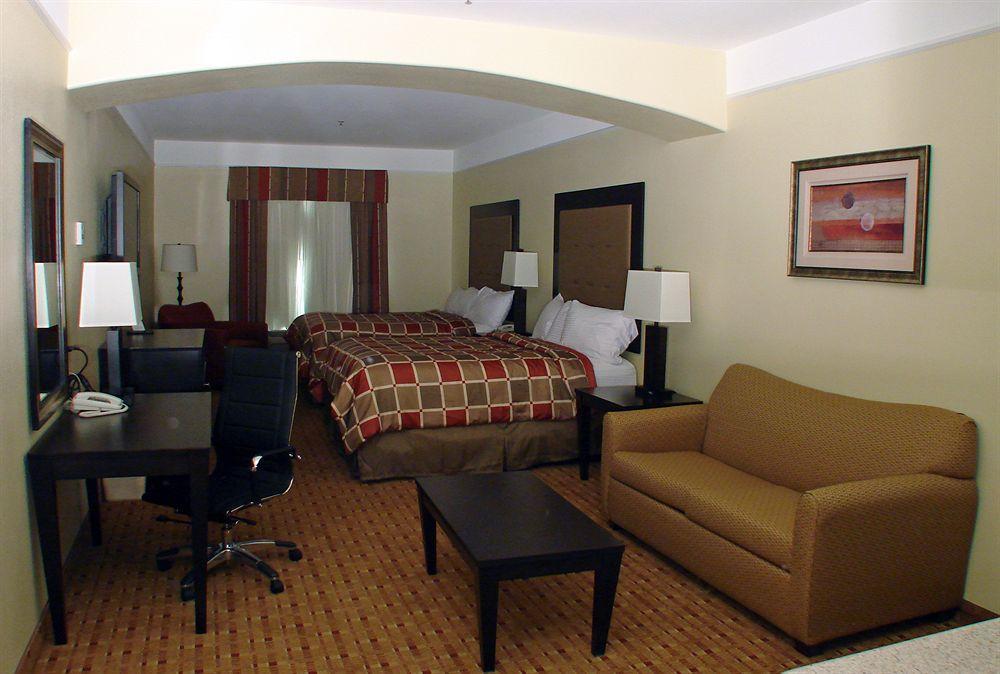 Super 8 By Wyndham Hidalgo At La Plaza Mall & Mcallen Airport חדר תמונה
