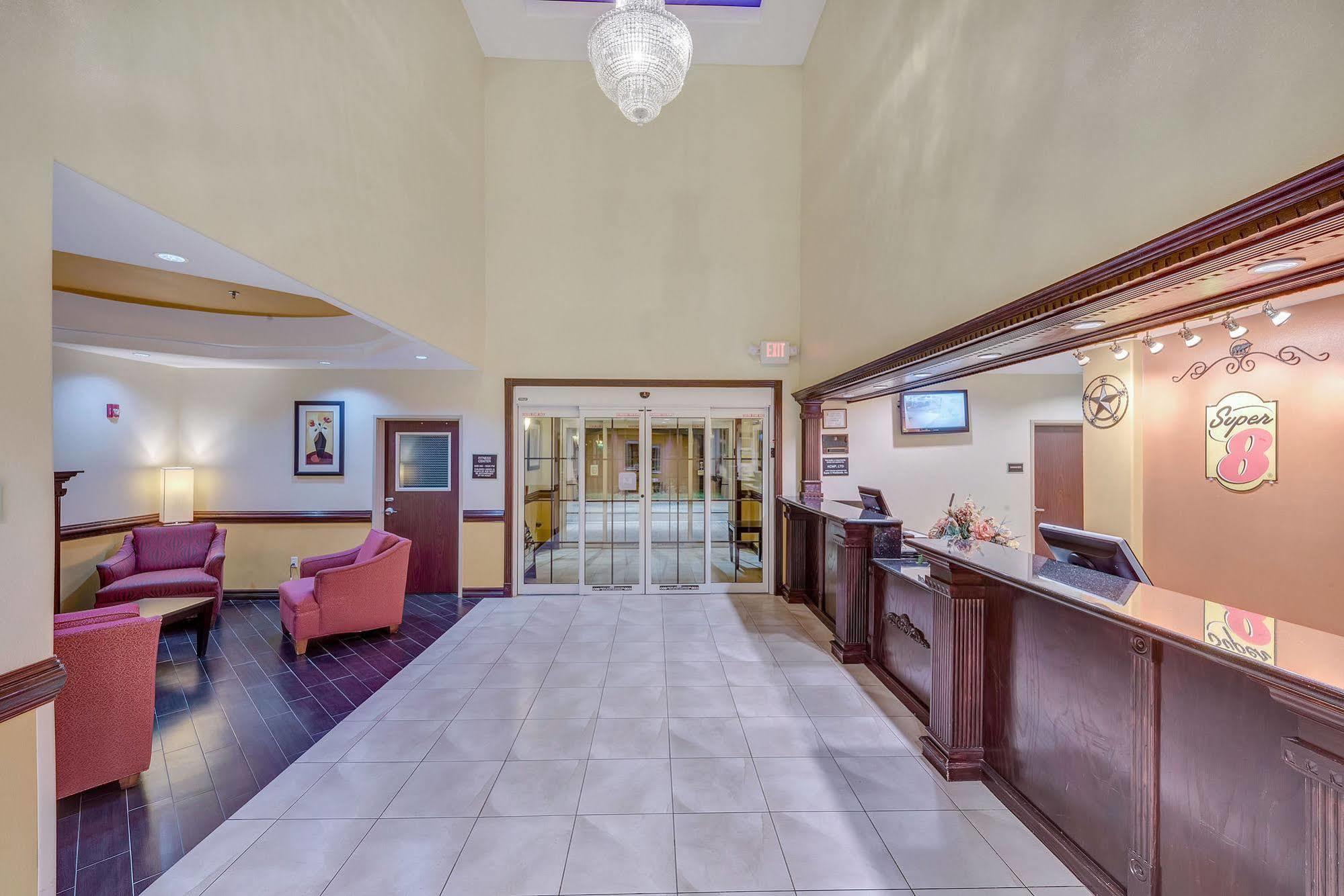 Super 8 By Wyndham Hidalgo At La Plaza Mall & Mcallen Airport מראה חיצוני תמונה